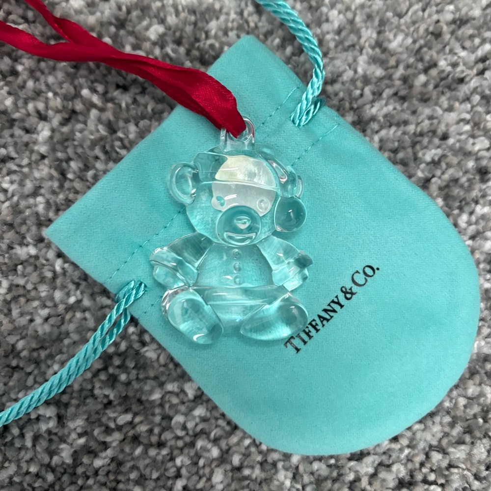 🌹RARE Tiffany & Co. Crystal Bear Ornament with Red Ribbon